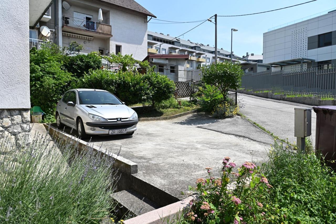 Apartment Aby ซาเกร็บ ภายนอก รูปภาพ