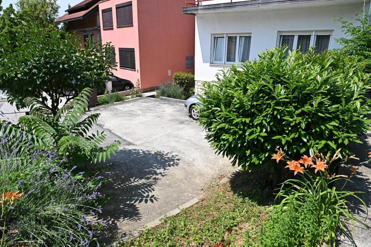 Apartment Aby ซาเกร็บ ภายนอก รูปภาพ
